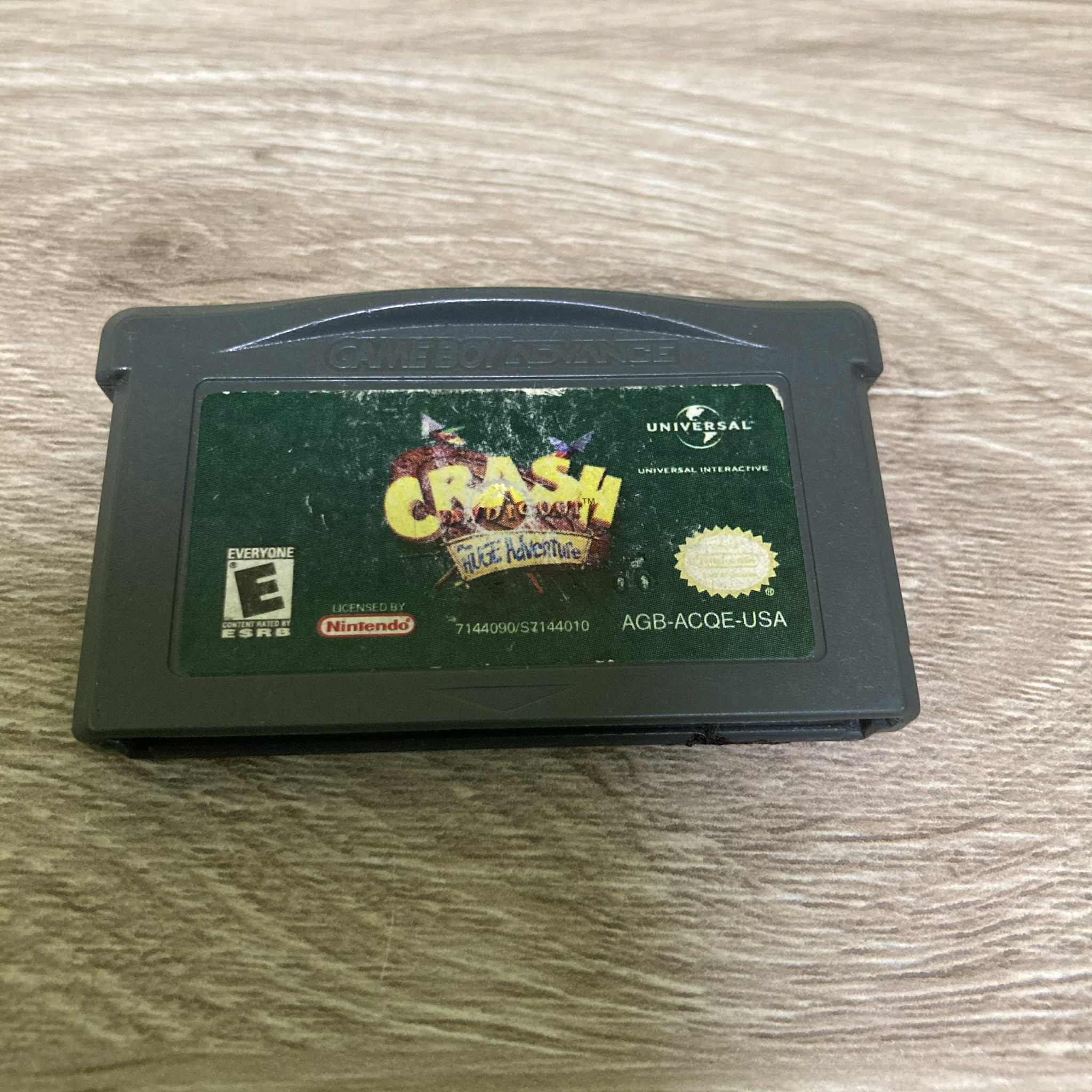 Crash Bandicoot the Huge Adventure GameBoy Advance