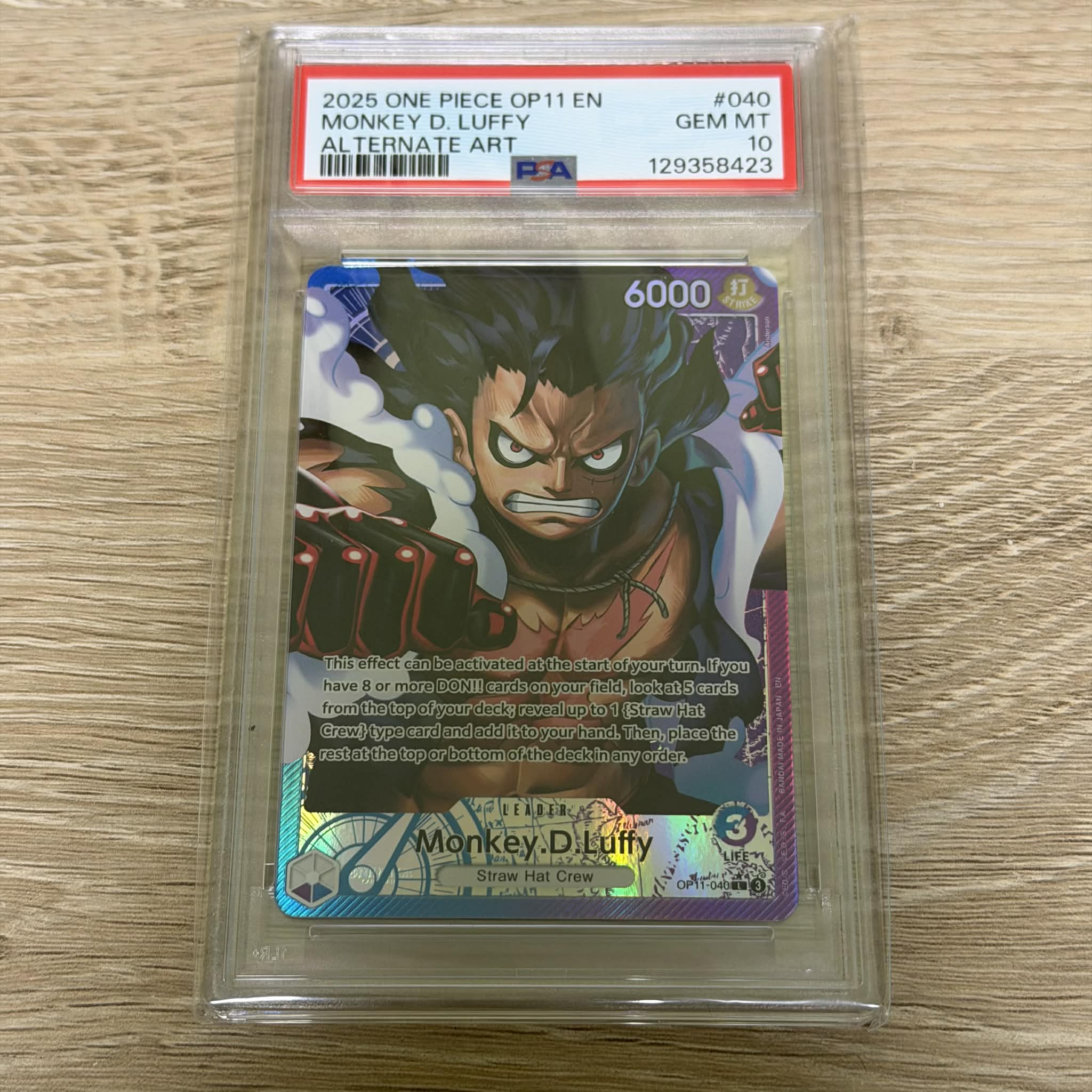 Monkey.D.Luffy (040) (Alternate Art) [A Fist of Divine Speed] PSA 10 (129358423) Graded Card
